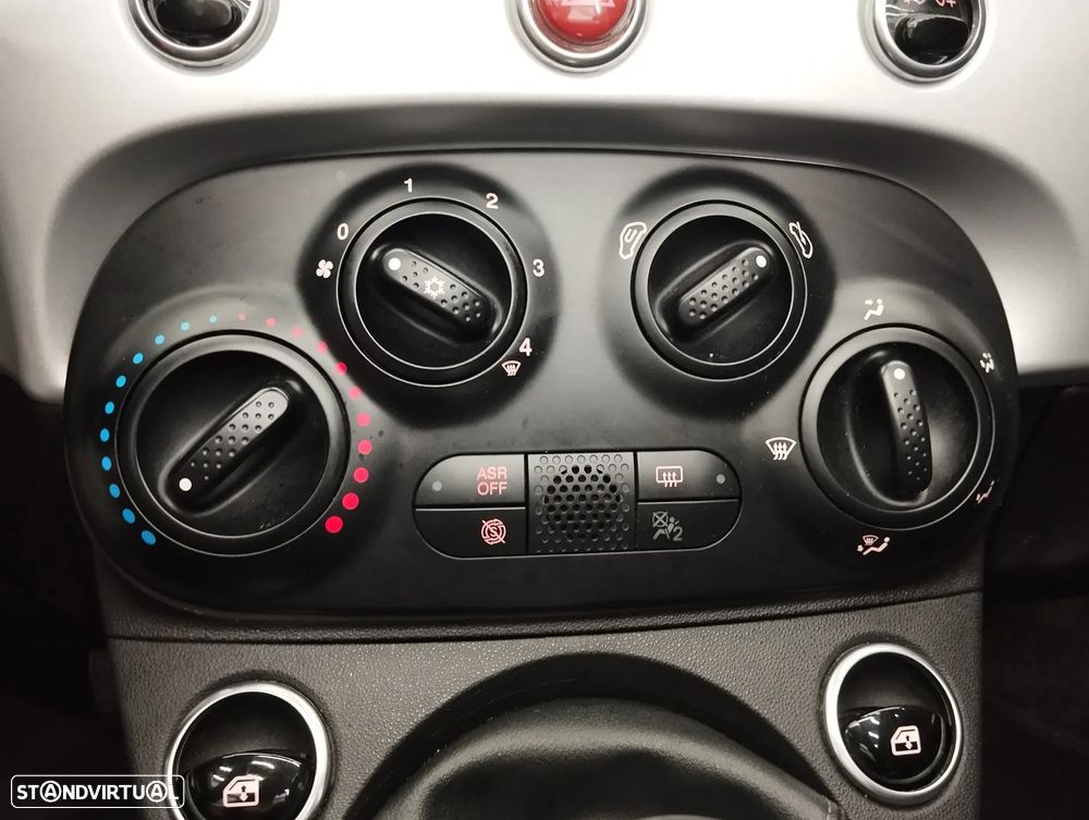 Fiat 500C 1.0 Hybrid Connect - 28