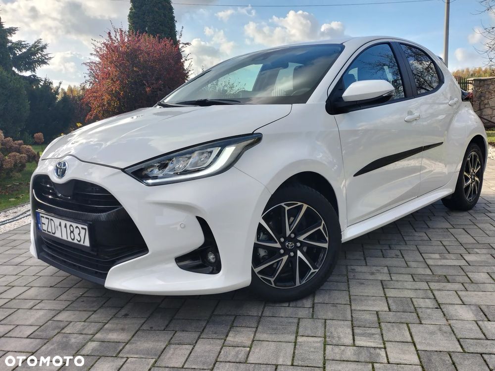 Toyota Yaris Hybrid 1.5 Executive - 3
