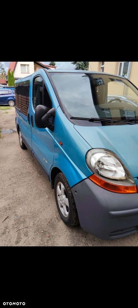 Renault Trafic - 2