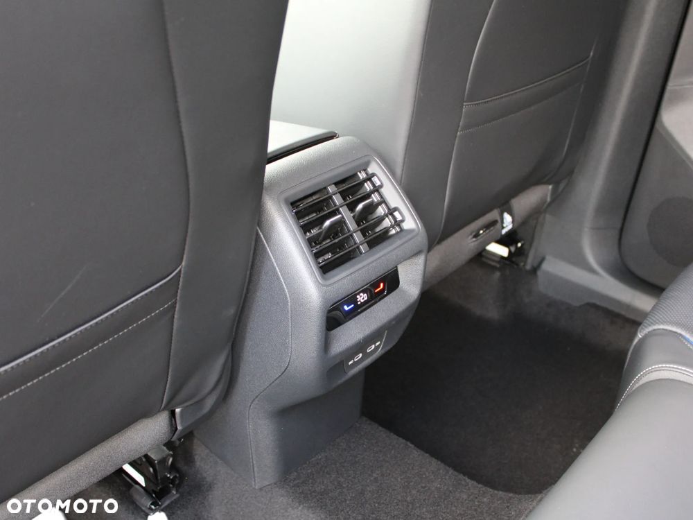 Volkswagen Tiguan 1.5 eHybrid PHEV 150kW R-Line Plus DSG - 9