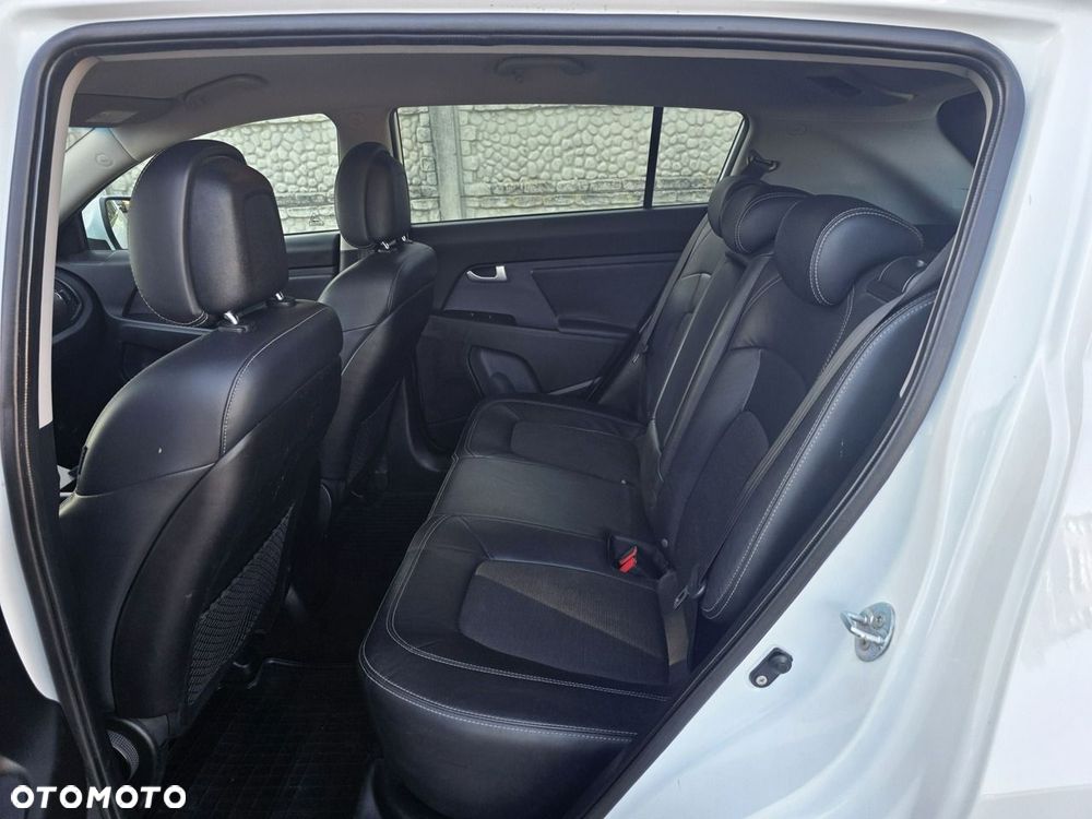Kia Sportage 2.0 CRDI 4WD Vision - 29
