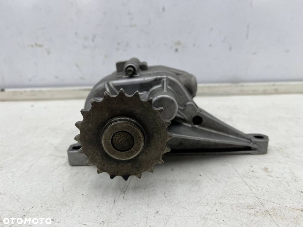 Pompa oleju Mercedes Sprinter II W906 06-18r. 2.2 CDI diesel smok A6461810247 A6111810201 - 3