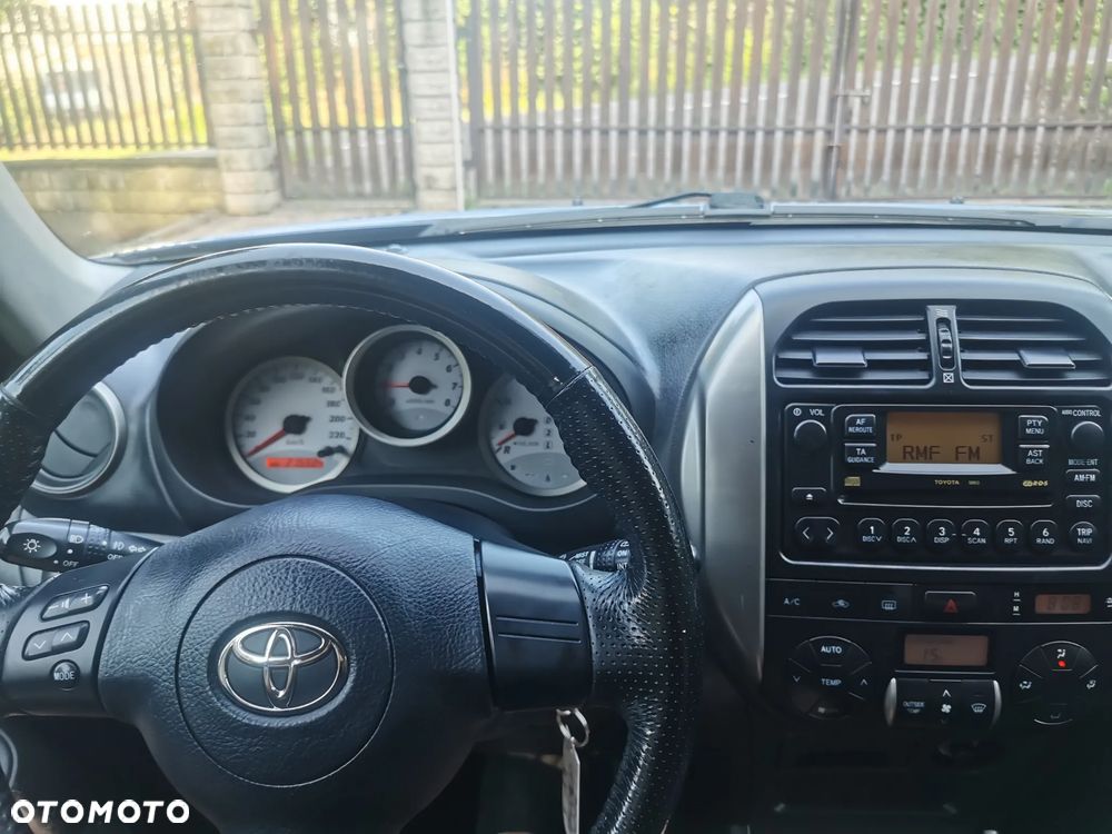 Toyota RAV4 2.0 VVT-i Sol - 10