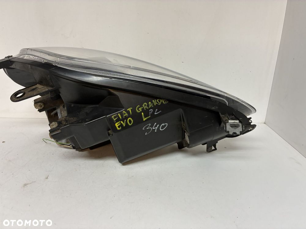 FIAT GRANDE PUNTO EVO LAMPA PRZÓD PRZEDNIA LEWA  EUROPA 89102044SX - 11