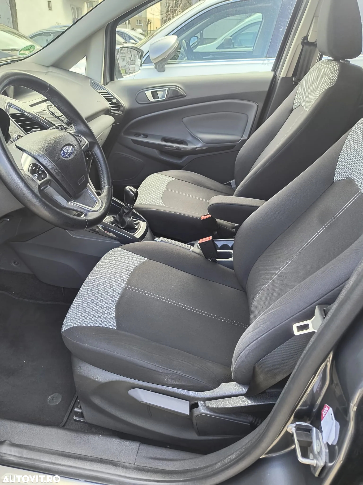 Ford EcoSport 1.5 TDCi Titanium - 19