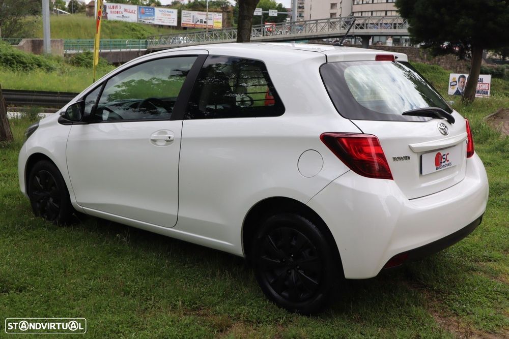 Toyota Yaris 1.4 D-4D AC - 7