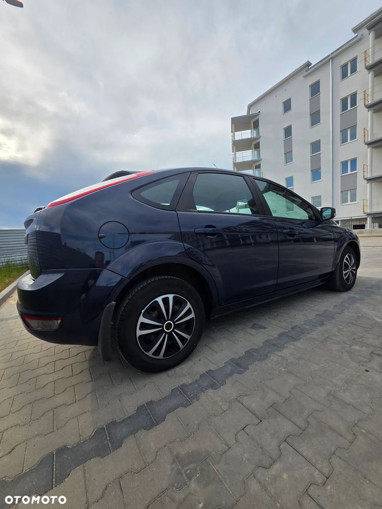 Ford Focus 1.6 Ambiente - 7