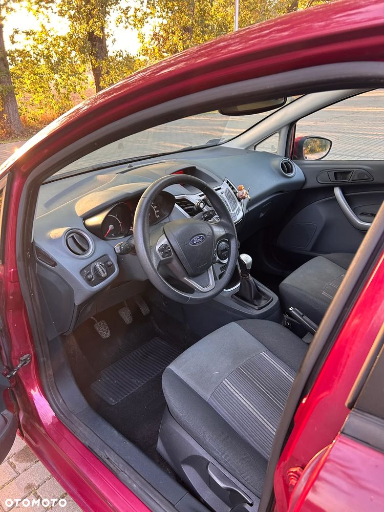Ford Fiesta - 8