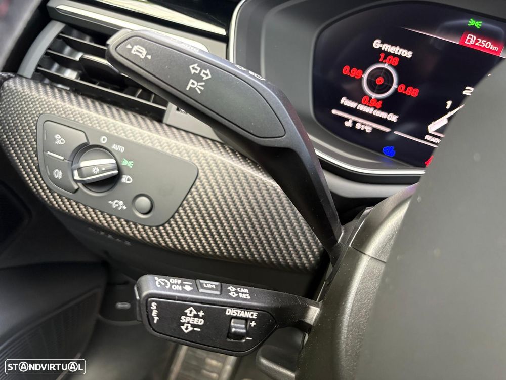 Audi RS4 Avant quattro tiptronic - 24