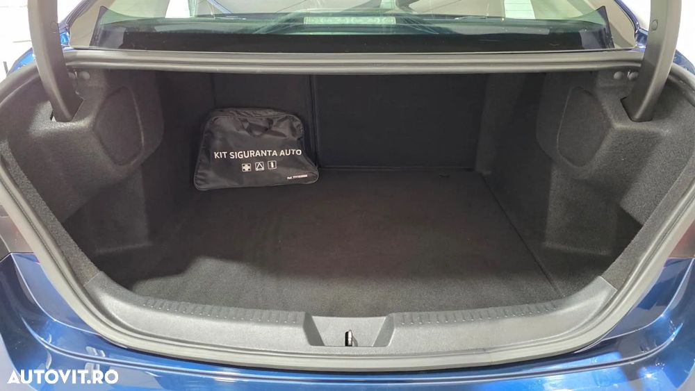 Renault Megane TCe 140 GPF Techno - 13