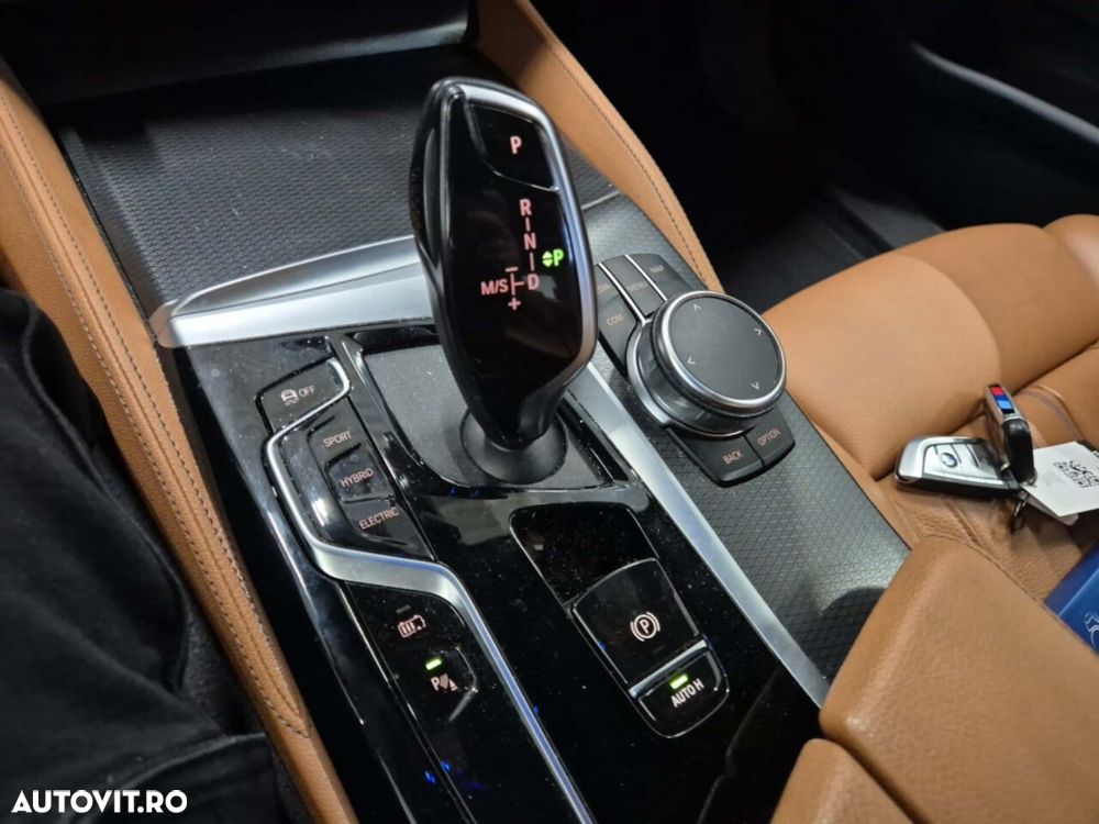 BMW 5 Series 2023 — imagine 10
