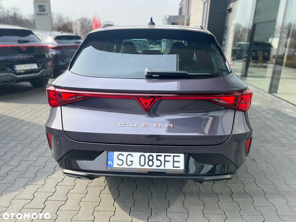 Cupra Leon 1.5 eTSI mHEV DSG - 11