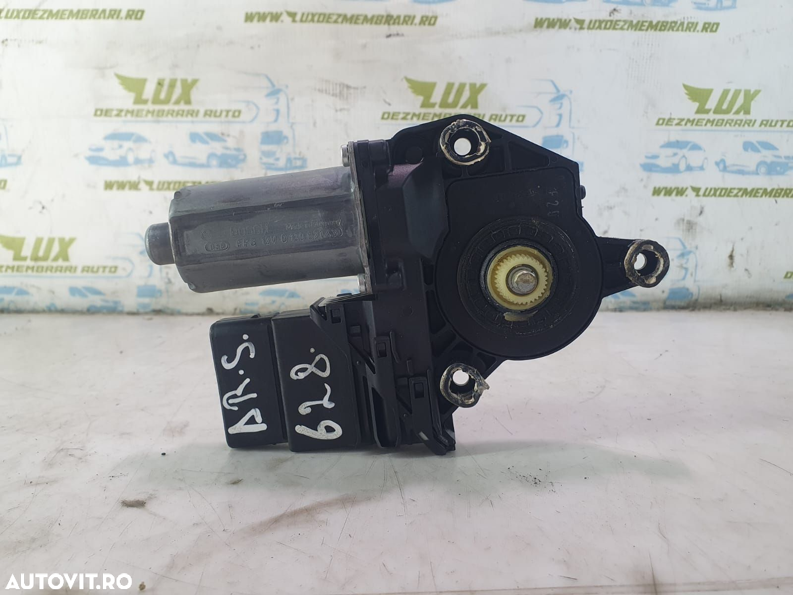 Motoras geam dreapta spate  1K0959794E Seat Leon 2 1P [2005 - 2009] - 3