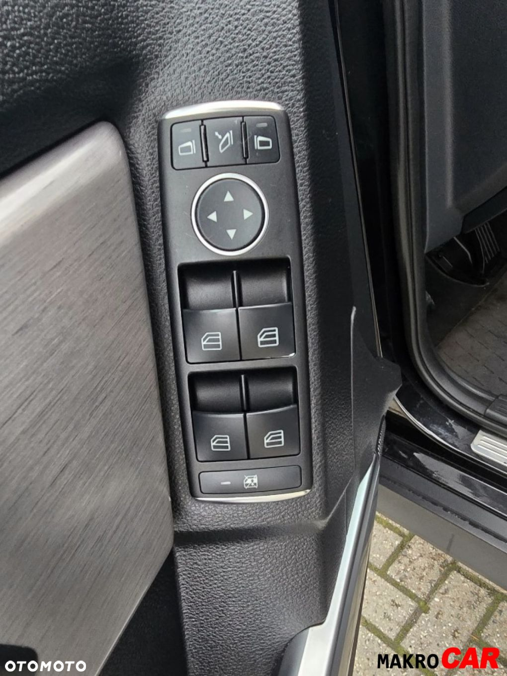 Mercedes-Benz GLK - 13