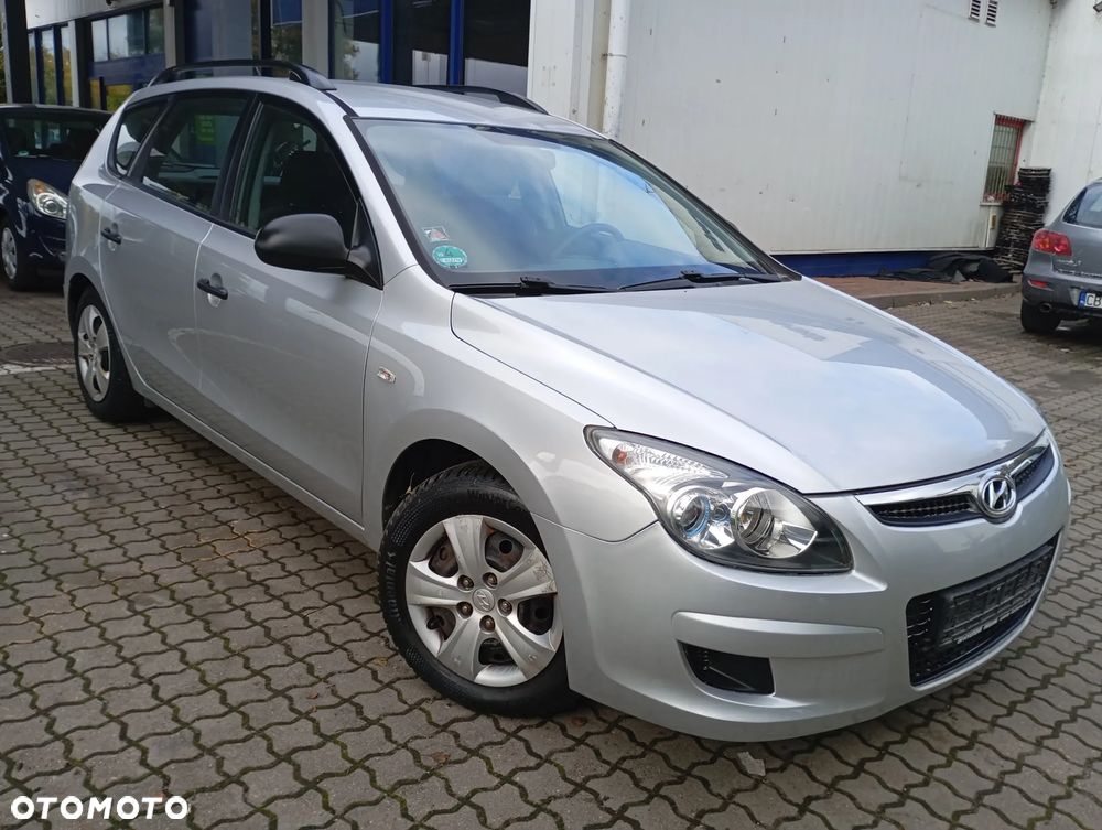 Hyundai i30 i30cw 1.4 blue Comfort - 27