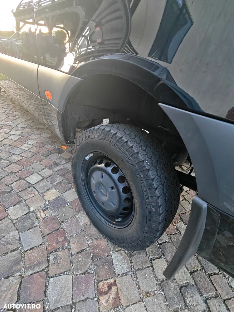 Mercedes-Benz Sprinter - 7