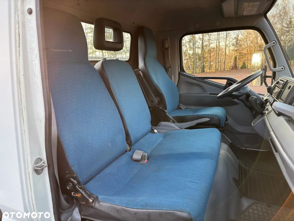 Mitsubishi FUSO Canter 7C15 - 23