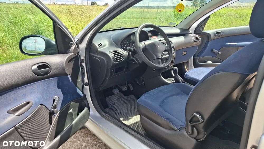 Peugeot 206 1.1 XR - 5