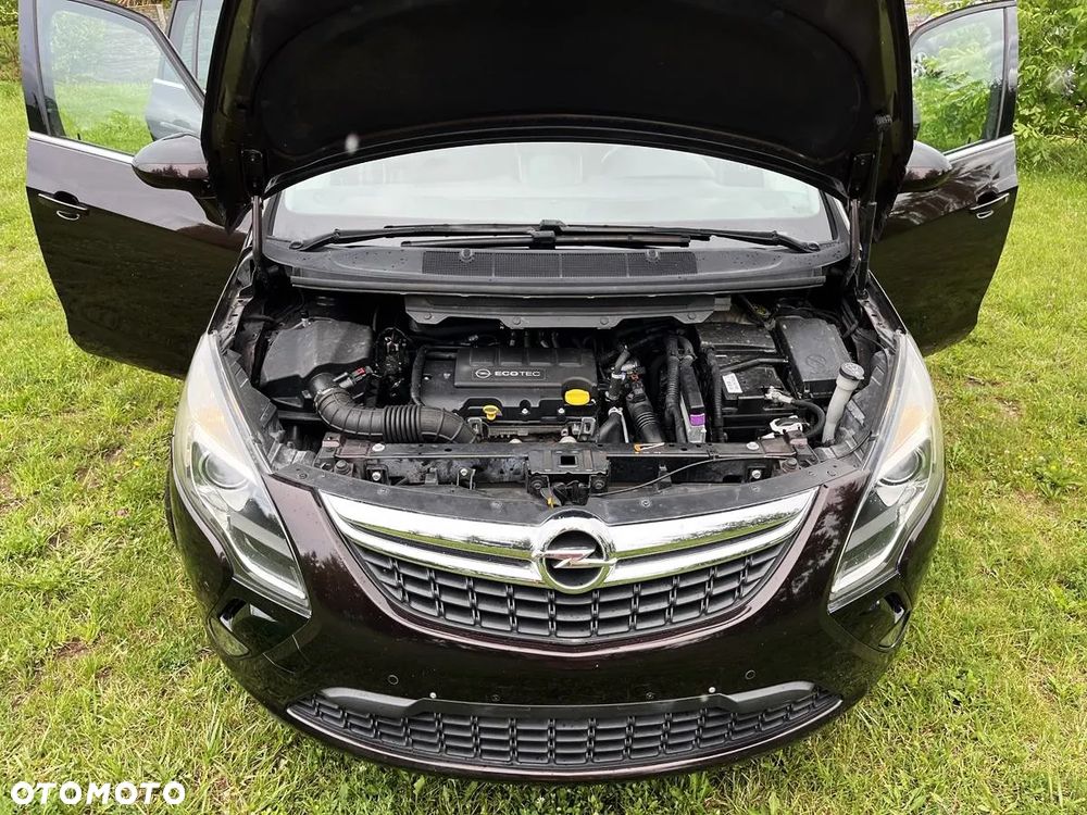 Opel Zafira - 12