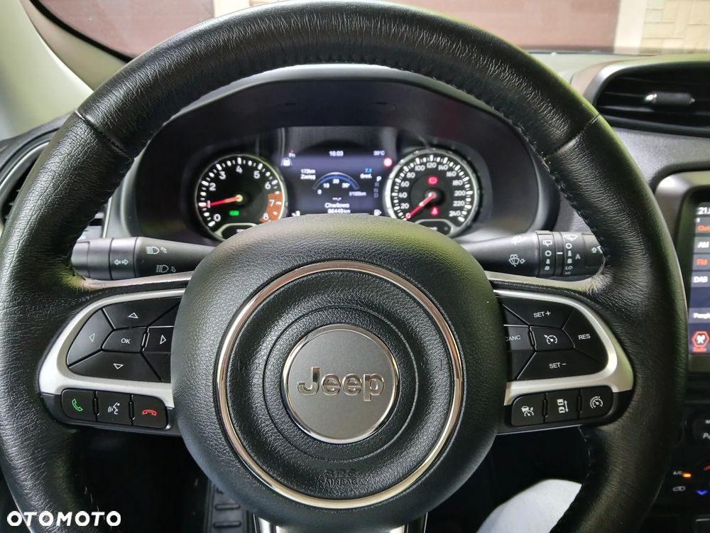 Jeep Renegade 1.5 T4 mHEV Upland FWD S&S DCT - 13