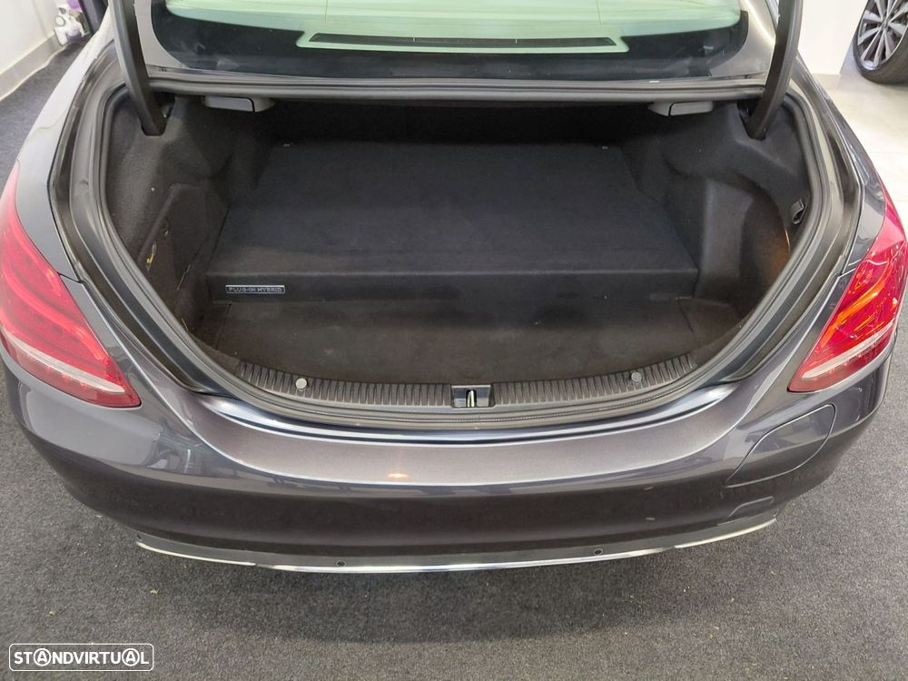 Mercedes-Benz C 350 - 10