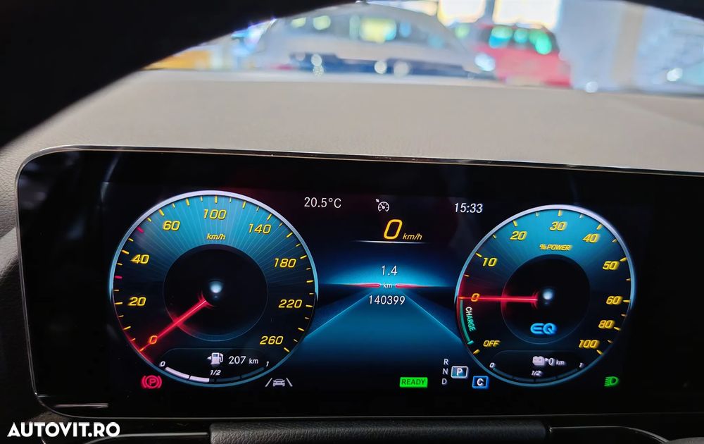 Mercedes-Benz GLA 250 e 8G-DCT - 24