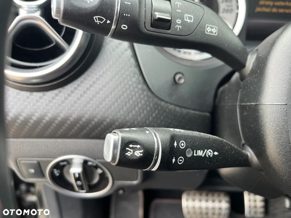 Mercedes-Benz Klasa A 250 (BlueEFFICIENCY) 7G-DCT AMG Sport - 31