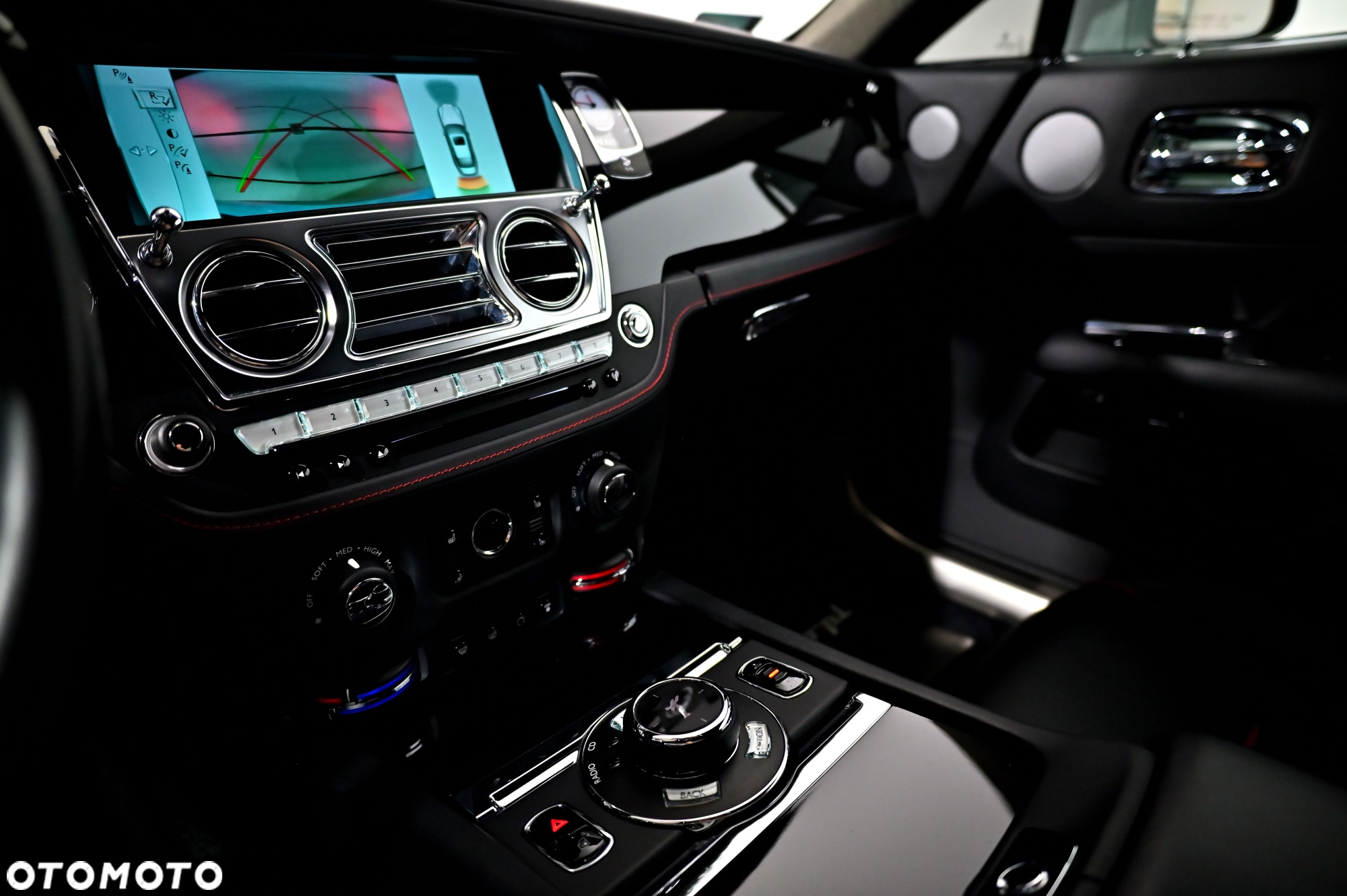 Rolls-Royce Wraith Standard - 27