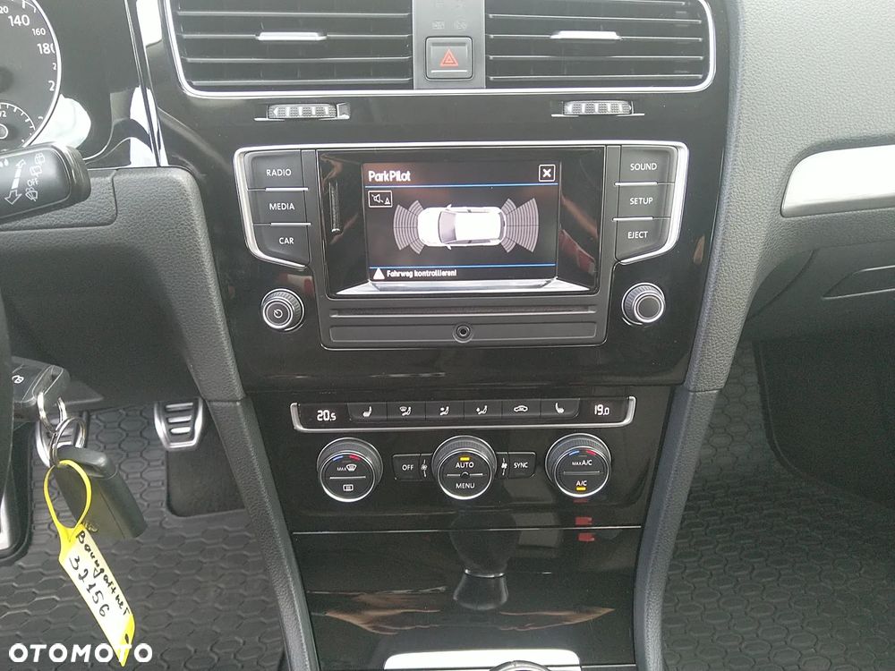 Volkswagen Golf 1.2 TSI BlueMotion Technology Allstar - 21