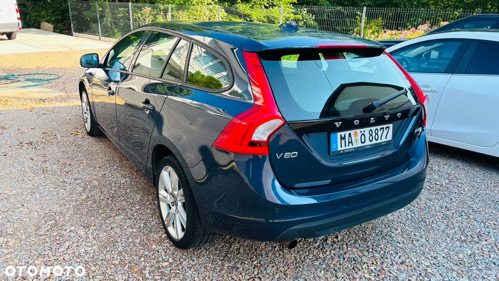 Volvo V60 D2 - 4