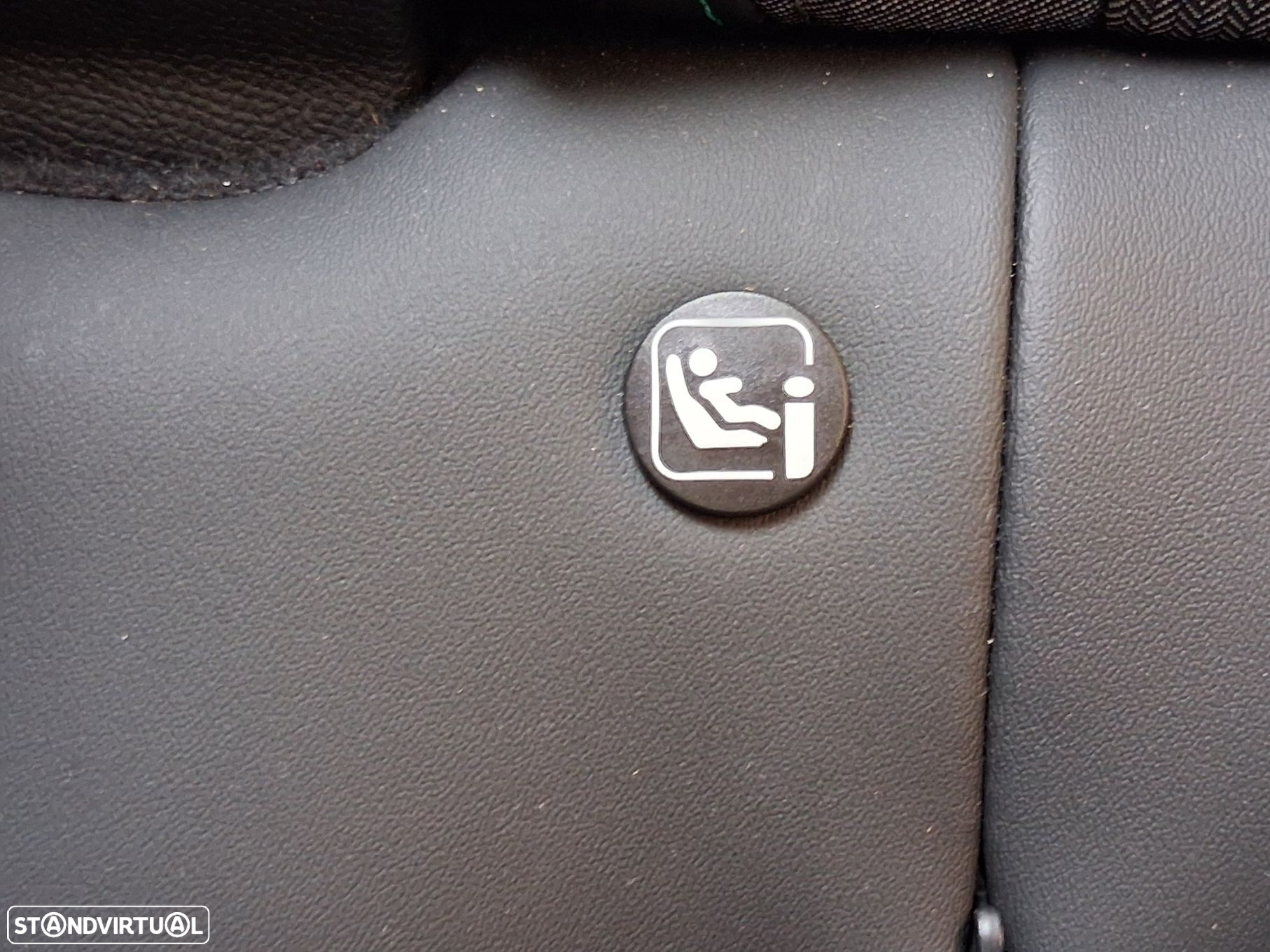 Peugeot 2008 1.2 PureTech Allure EAT8 - 57