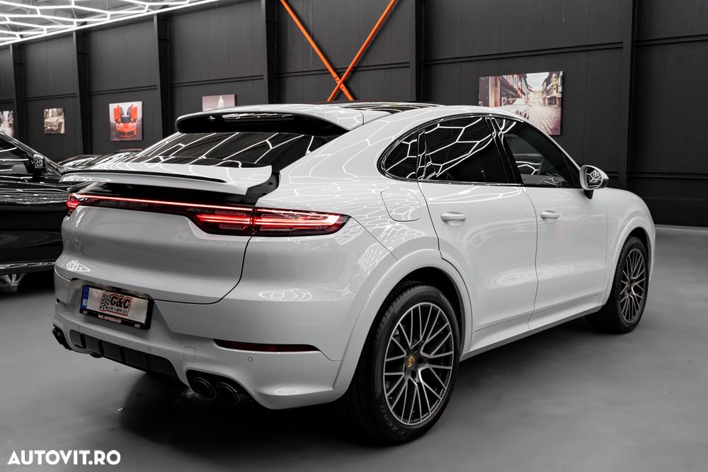Porsche Cayenne Coupe Tiptronic S Platinum Edition - 23