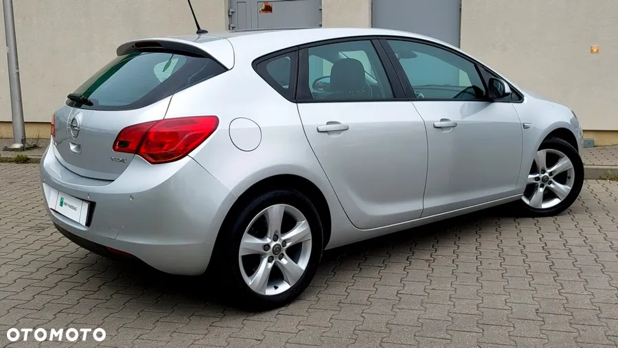 Opel Astra 1.7 CDTI DPF ecoFLEX Start/Stop 99g 150 Jahre - 9