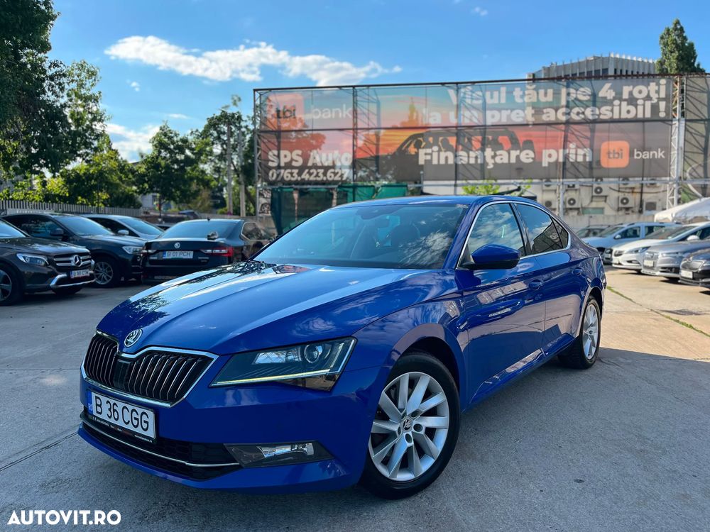 Skoda Superb 2.0 TDI DSG Style - 1