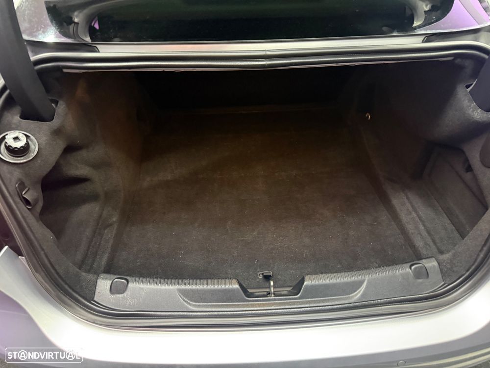 Jaguar XE 20d Aut. R-Sport - 20