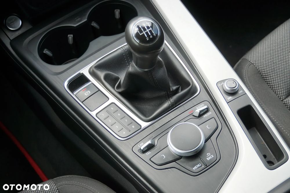Audi A4 Limousine 2.0 TFSI ultra - 18