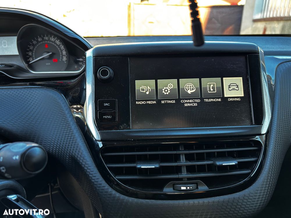 Peugeot 208 Blue-HDi 100 Stop&Start Active - 11