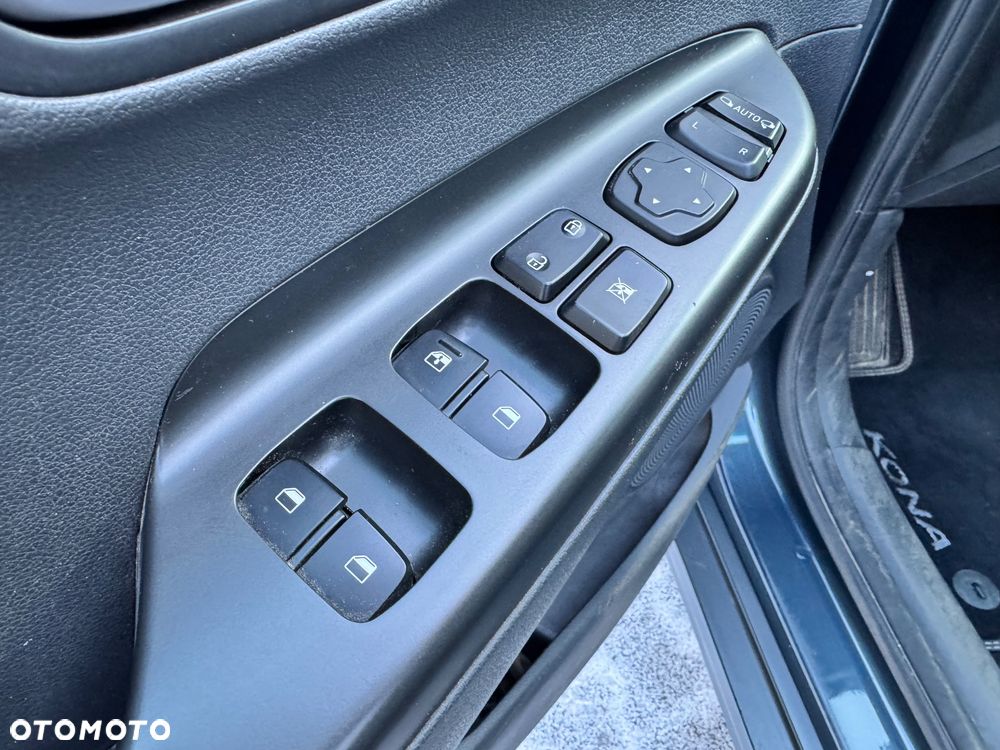 Hyundai Kona Premium - 17