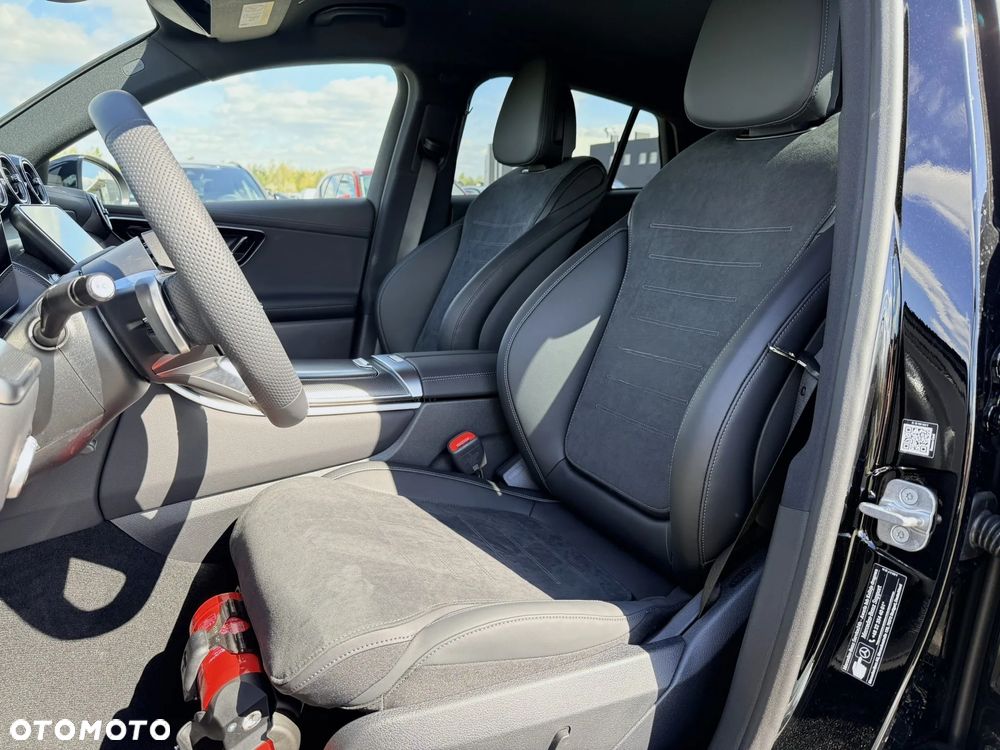 Mercedes-Benz GLC - 18