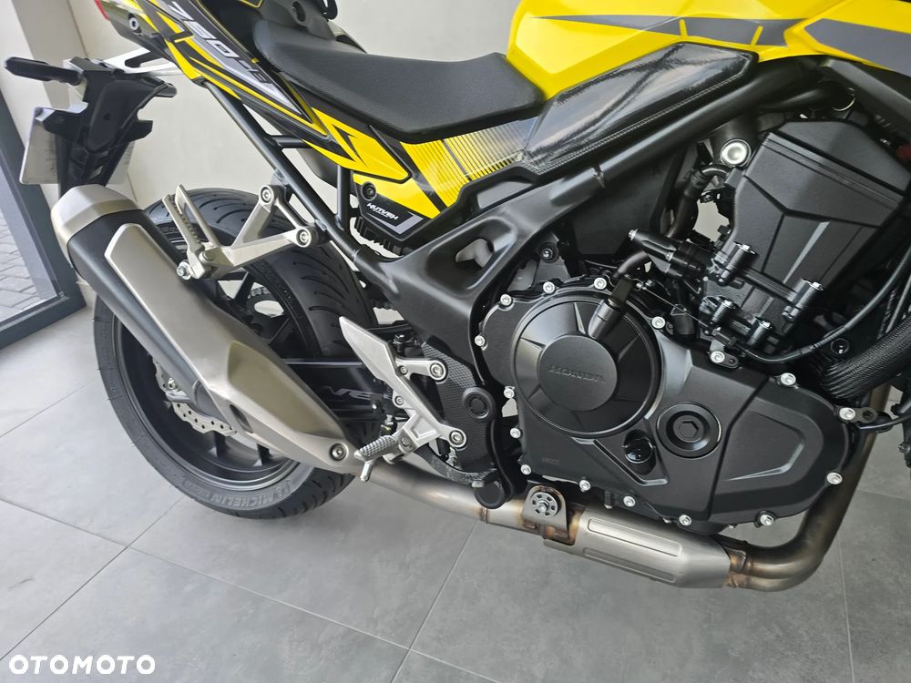 Honda Hornet - 32