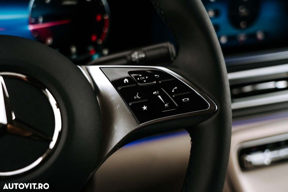 Mercedes-Benz V - 30