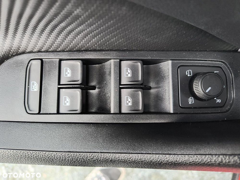 Skoda Kamiq 1.5 TSI Monte Carlo DSG - 22