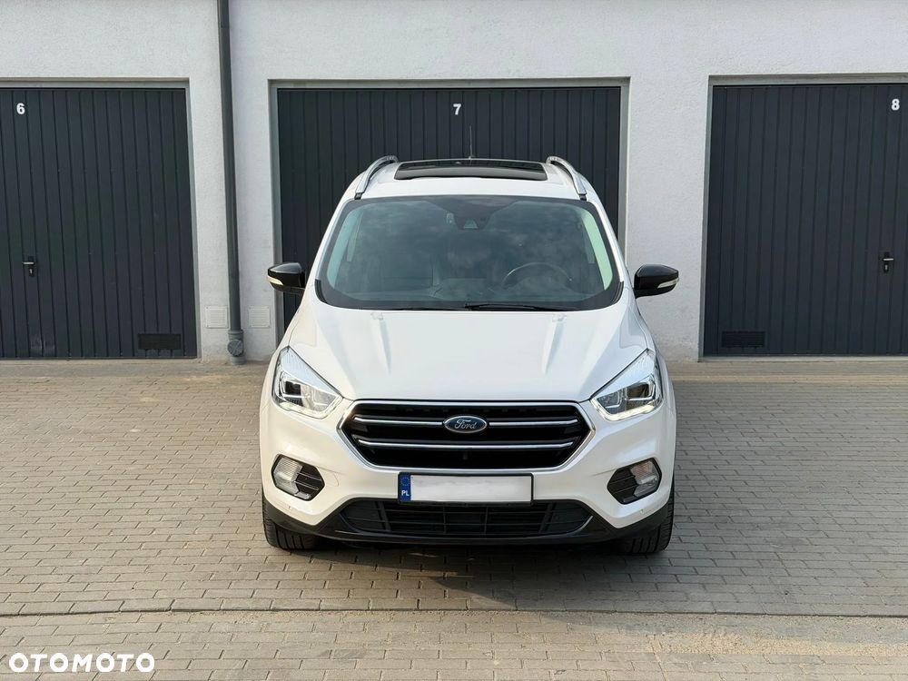 Ford Kuga - 4