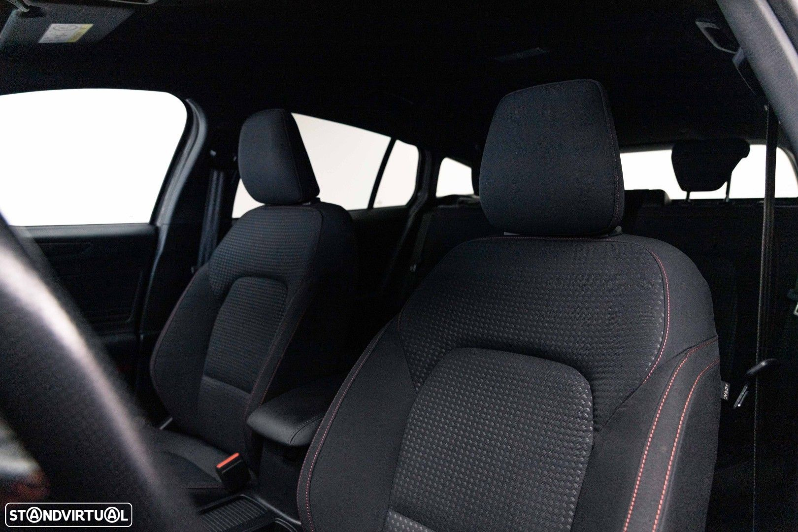 Ford Focus SW 1.0 EcoBoost MHEV ST-Line - 11