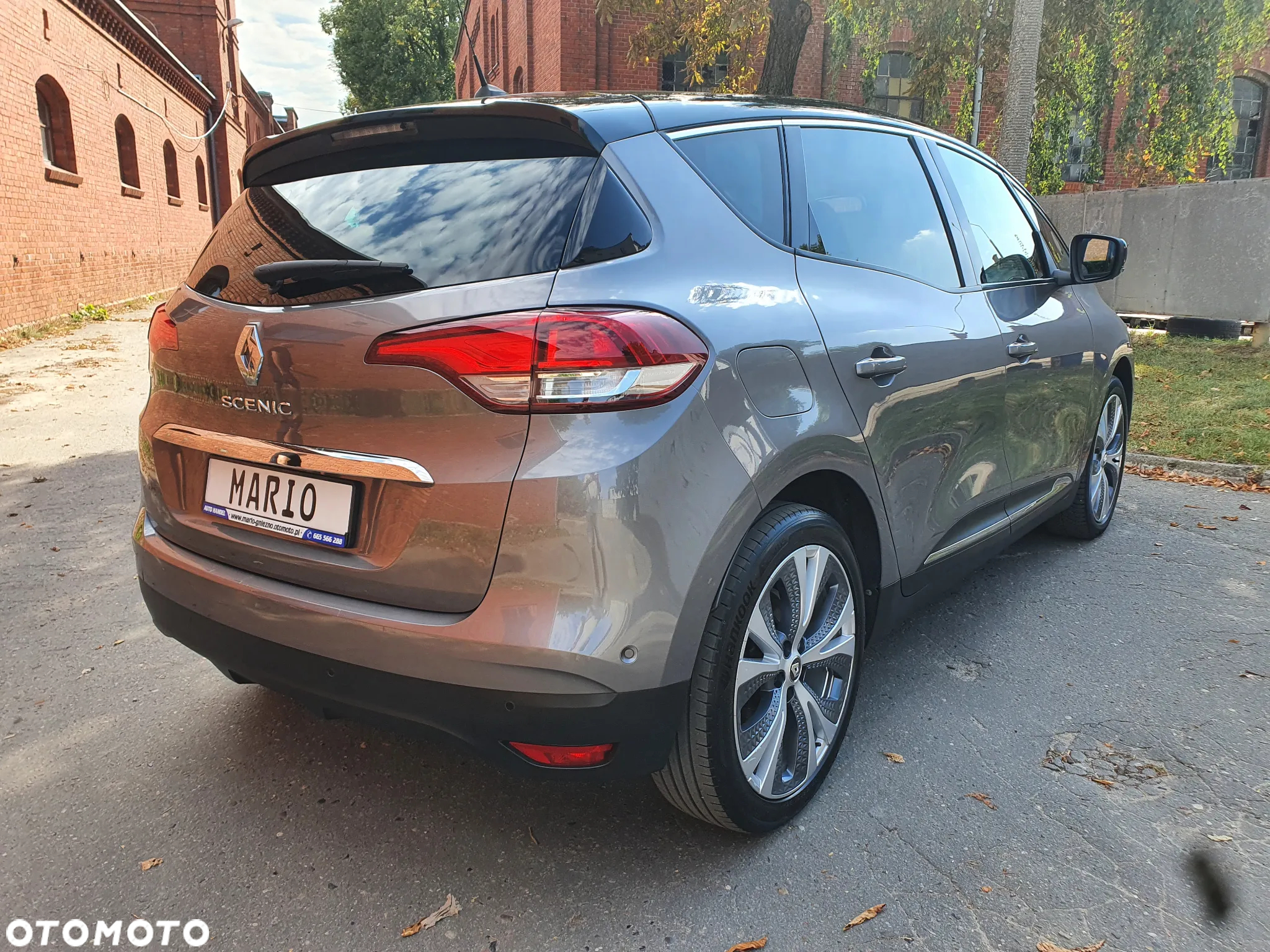 Renault Scenic ENERGY TCe 140 INTENS - 3