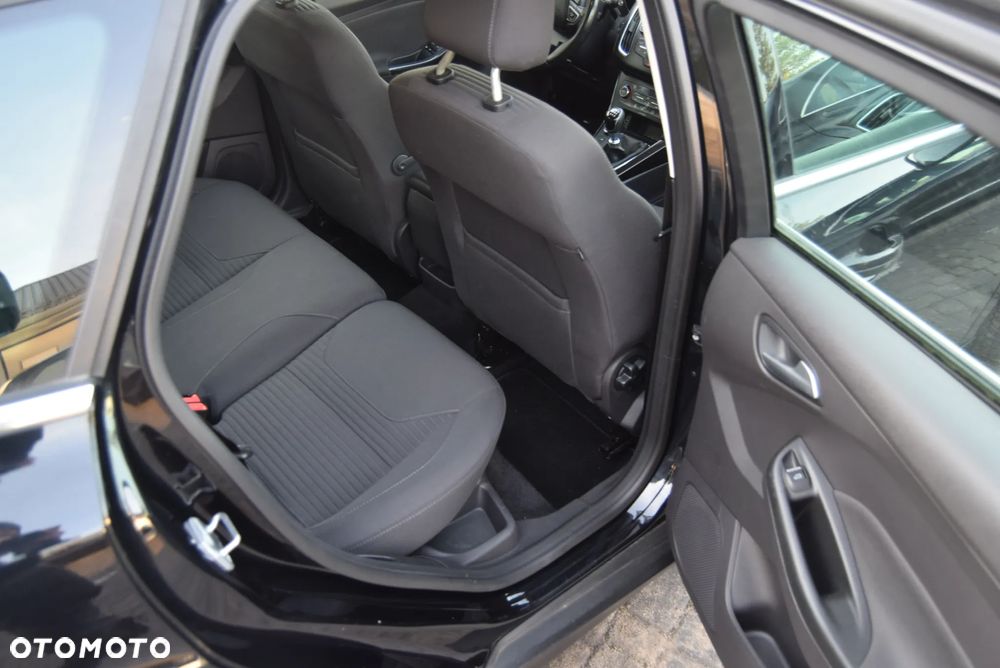 Ford Focus 1.0 EcoBoost Titanium - 18