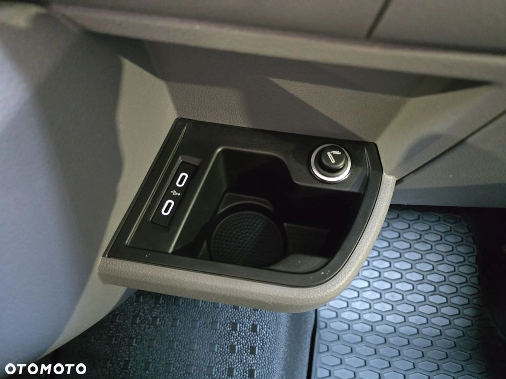 Volkswagen Transporter L1H1 Plus Comfortline DSG - 26