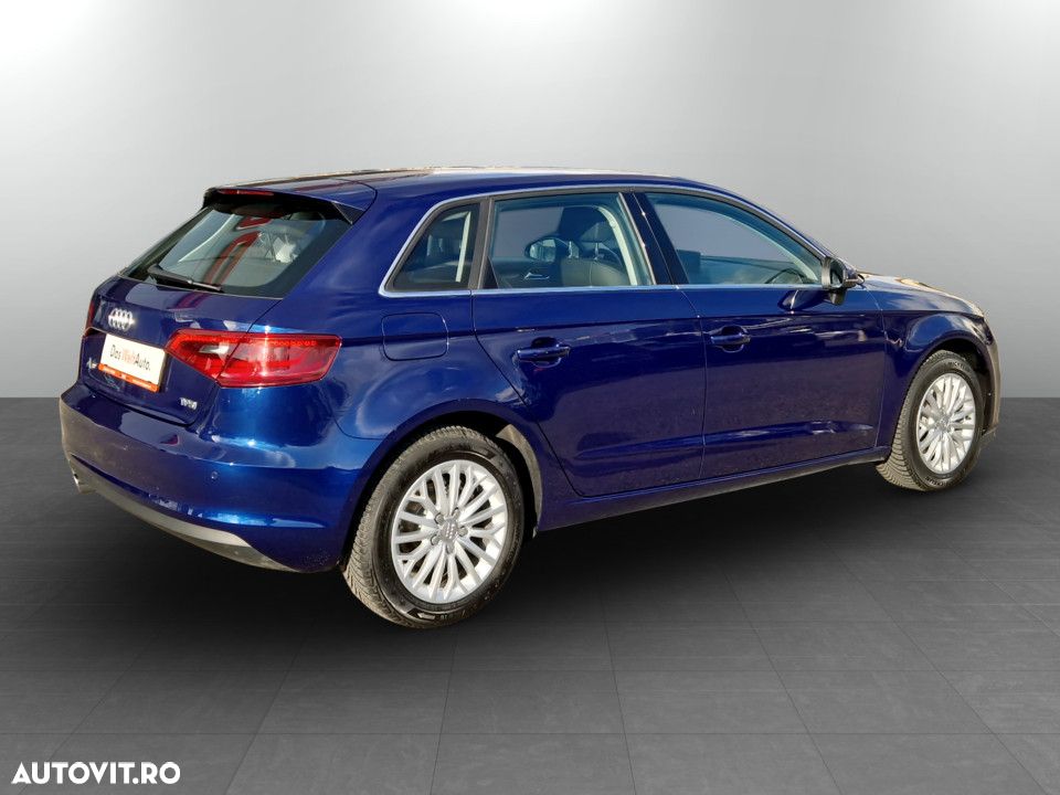 Audi A3 Sportback 1.2 TFSI Stronic Ambiente - 7