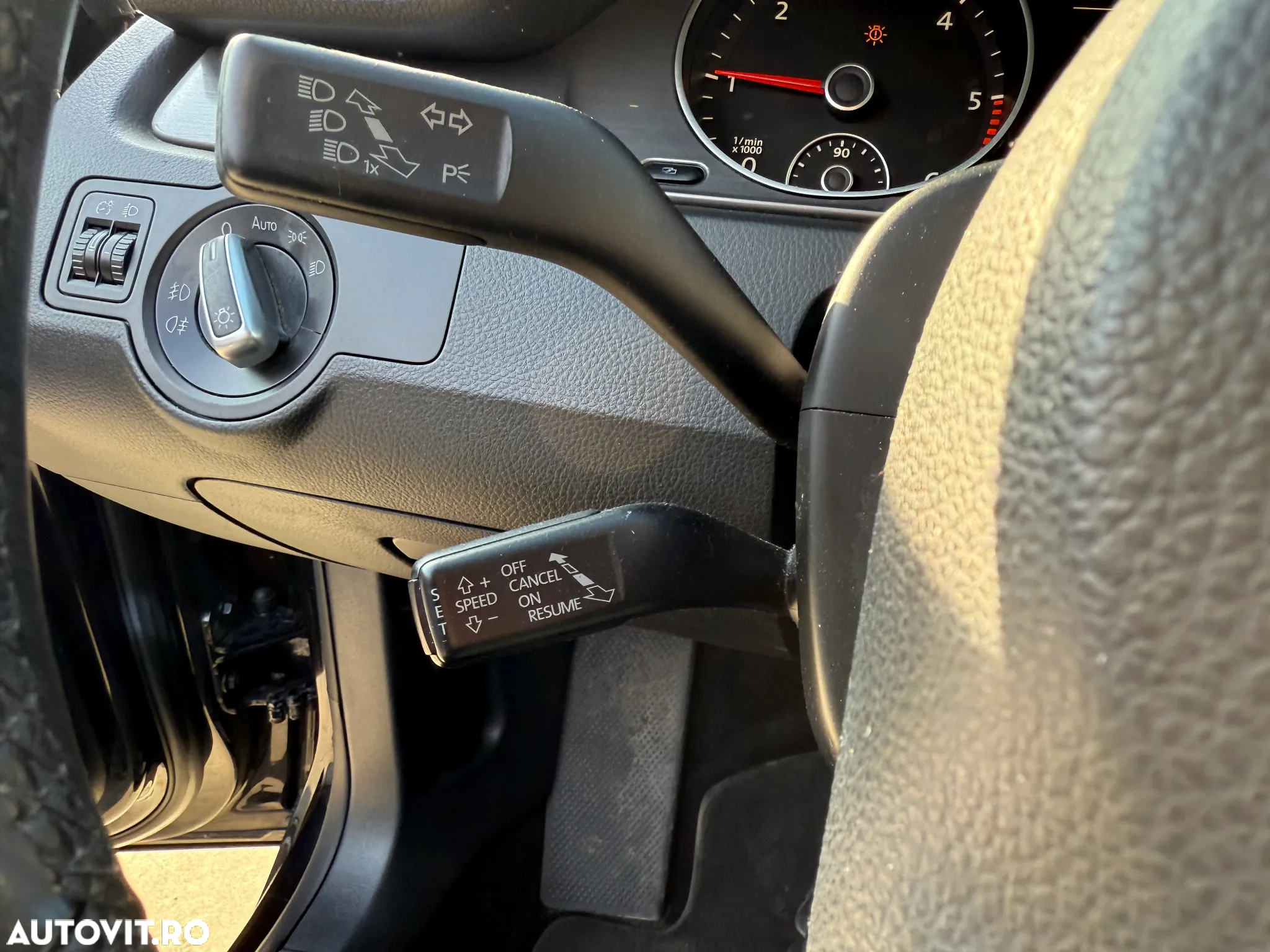Volkswagen Passat 2.0 TDI DSG BlueMotion Technology Comfortline - 14