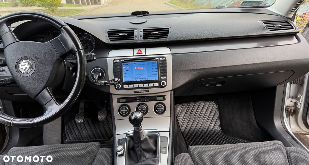 Volkswagen Passat 2.0 TDI DPF Comfortline - 6